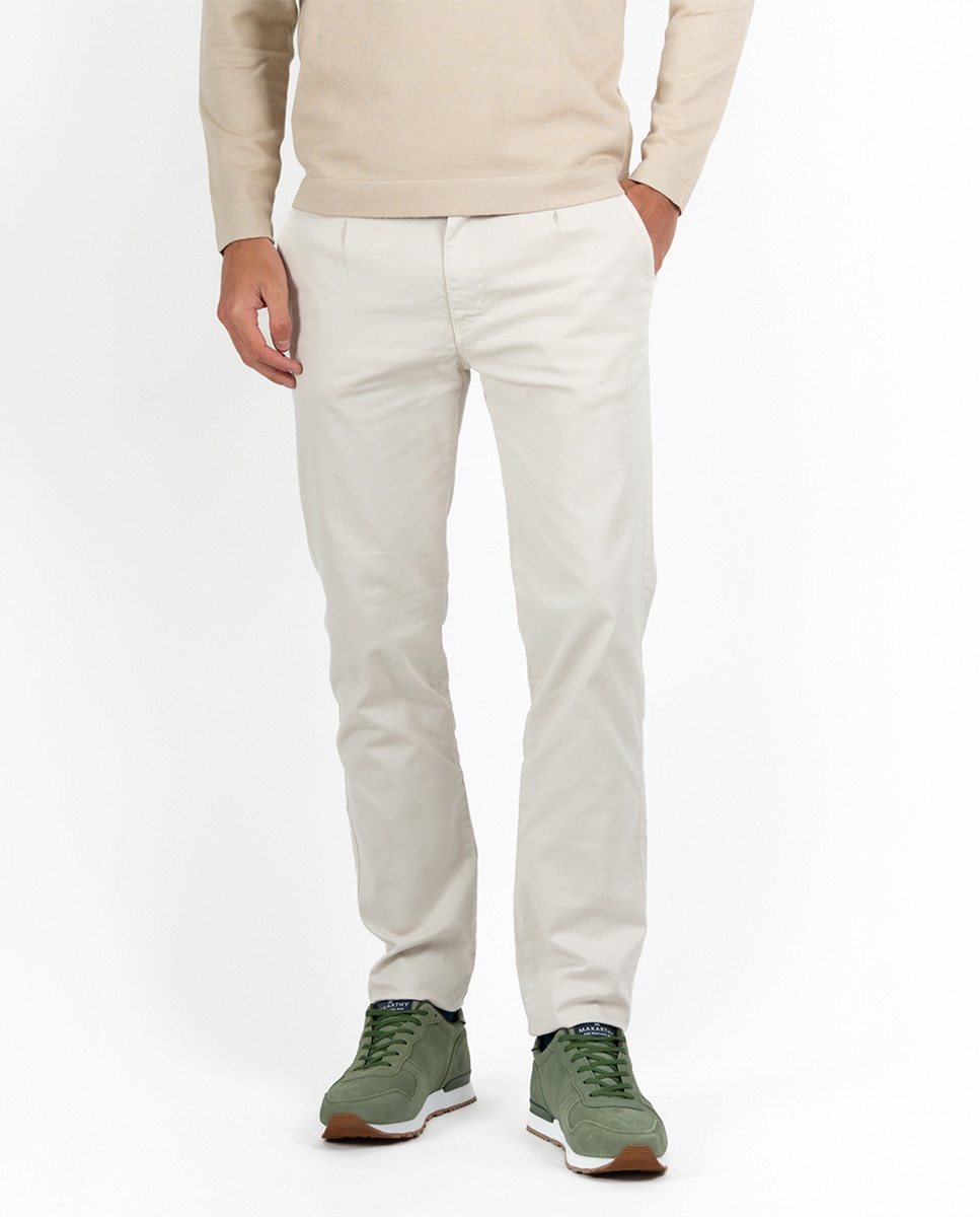 Imagen 0 de Pantalón chino pinzas para hombre