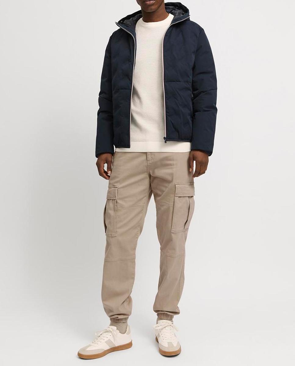 Imagen 0 de Pantalón cargo con bolsillos laterales de hombre