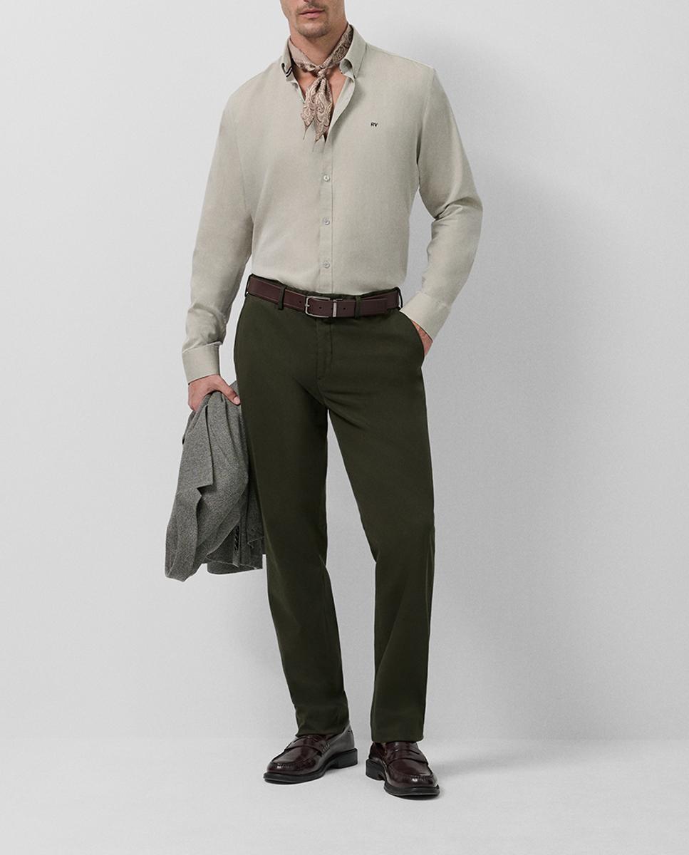 Imagen 0 de Chino de hombre regular fit algodón tintado