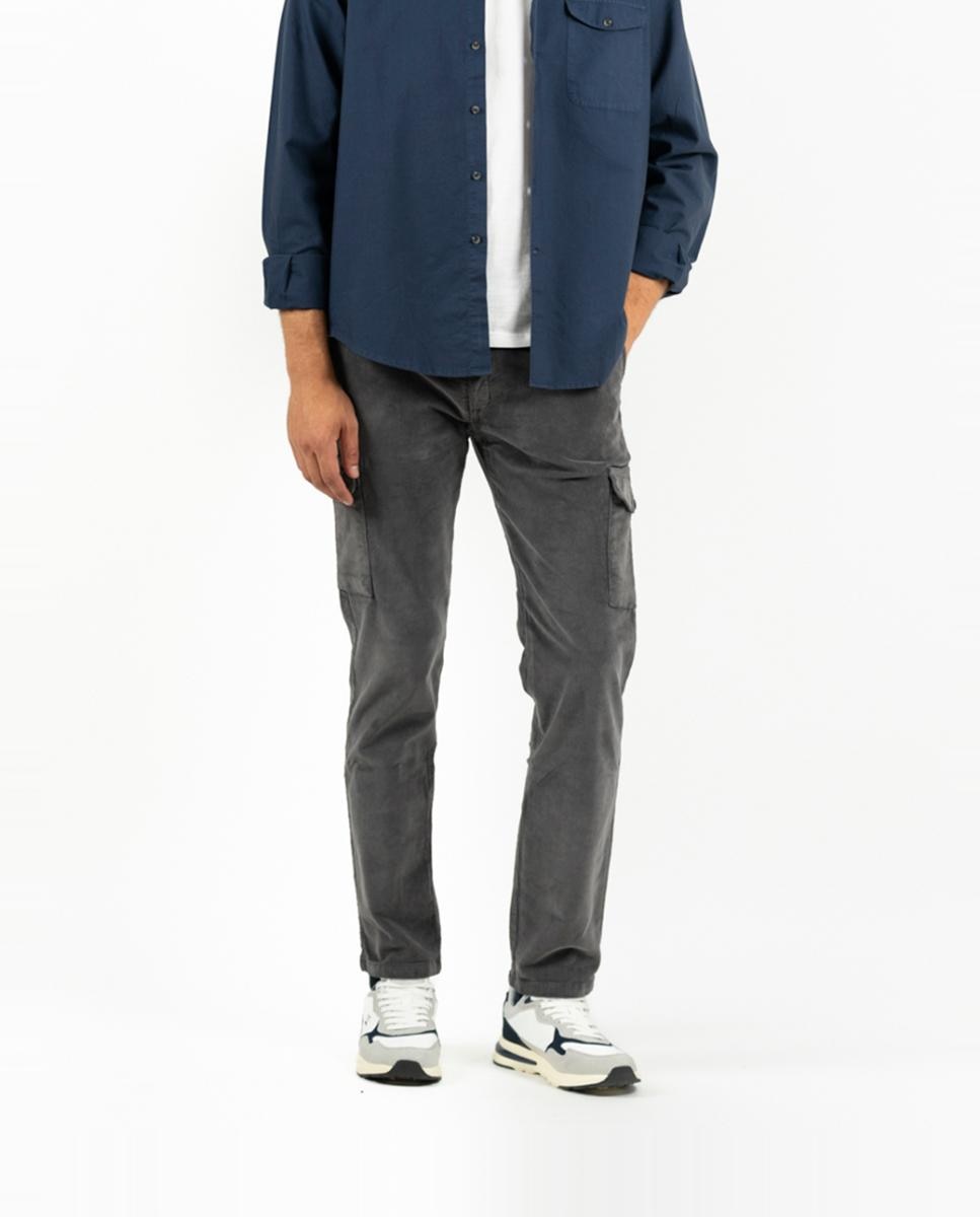 Imagen 0 de Pantalón cargo de hombre con tejido de pana