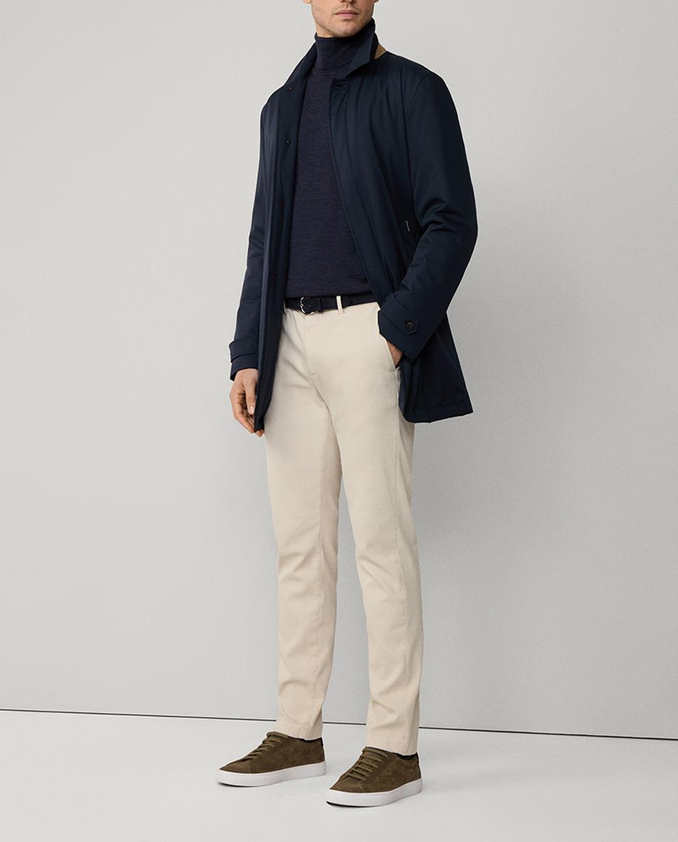 Imagen 0 de Pantalón chino de hombre en algodón elástico microestructurado y corte regular