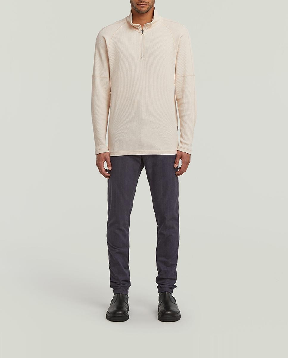 Imagen 0 de Pantalón chino de hombre con corte ajustado
