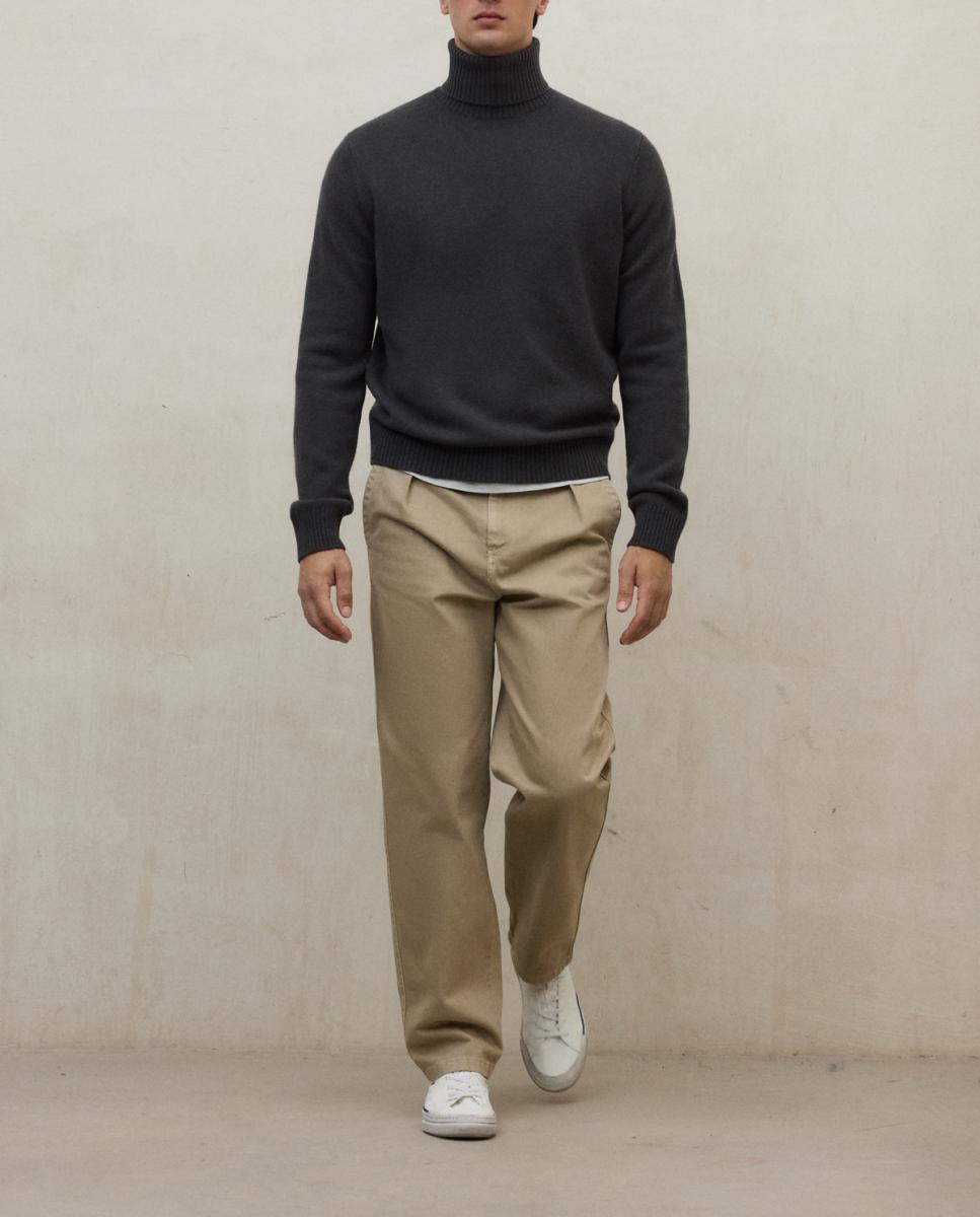 Imagen 0 de Pantalones hombre con bolsillos franceses.