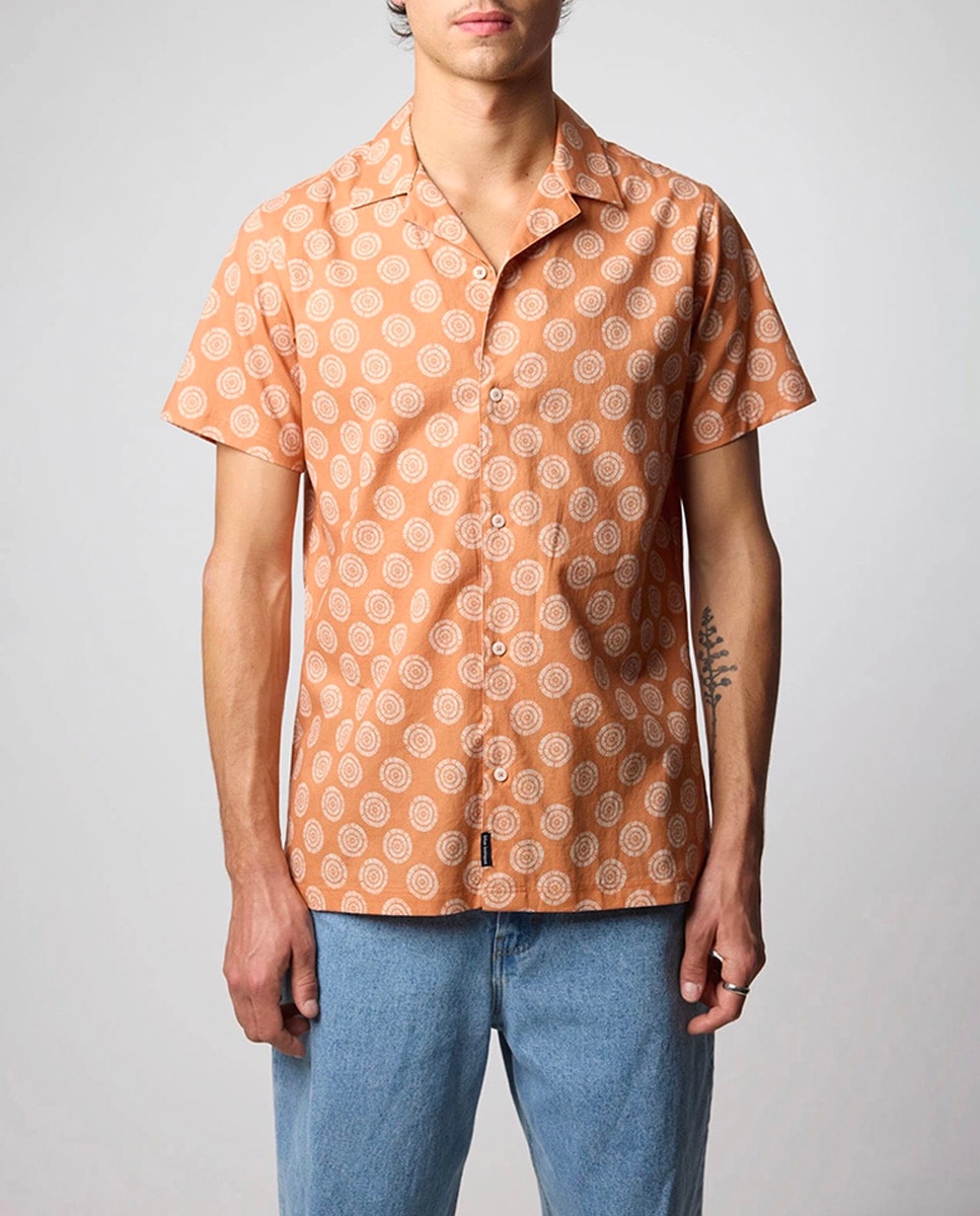 Imagen 0 de Camisa estampada de manga corta de lino y algodón de hombre