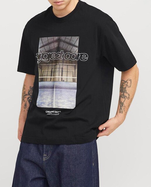 Imagen 0 de Camiseta de manga corta cuello redondo y dibujo frontal de hombre