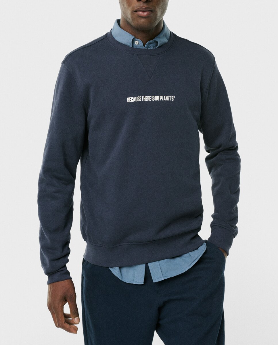 Imagen 0 de Sudadera con fit regular, cuello redondo y print en el frente.