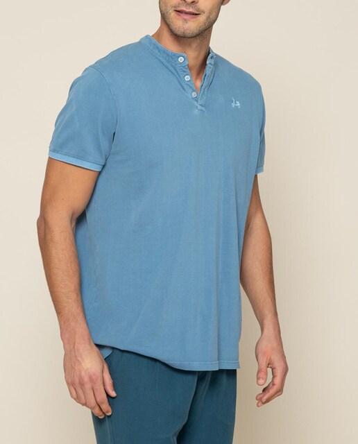 Imagen 0 de Polo de homvre cuello mao