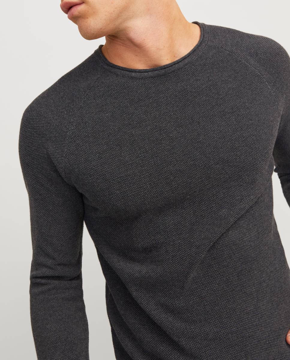 Imagen 0 de Jersey de punto ajustado y cuello redondo de hombre
