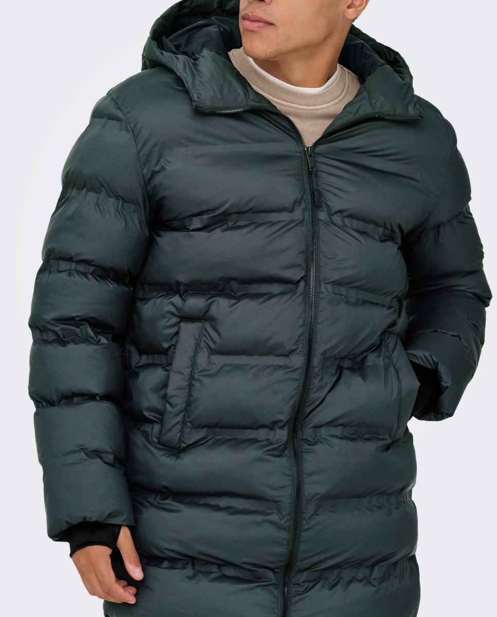 Imagen 0 de Abrigo acolchado de hombre regular fit