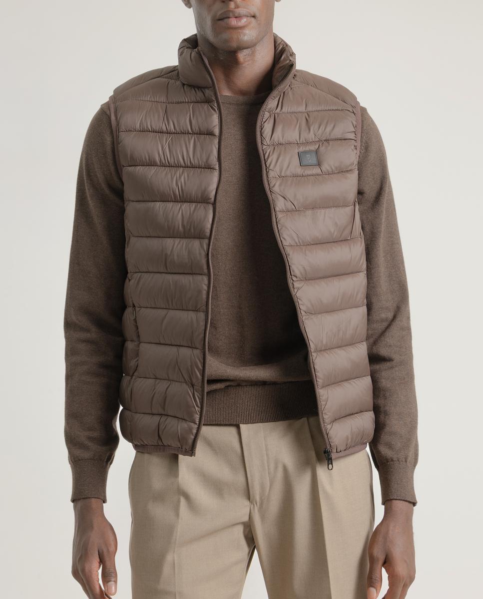Imagen 0 de Parka de hombre técnica capucha