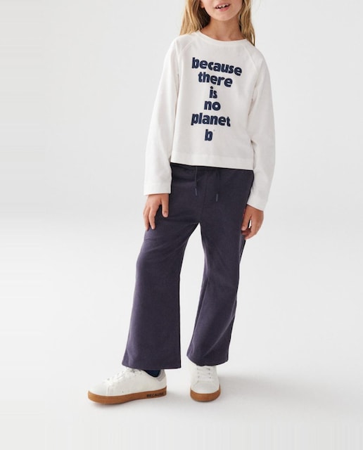 Imagen 0 de Sudadera niña con frase en frontal y logo en manga