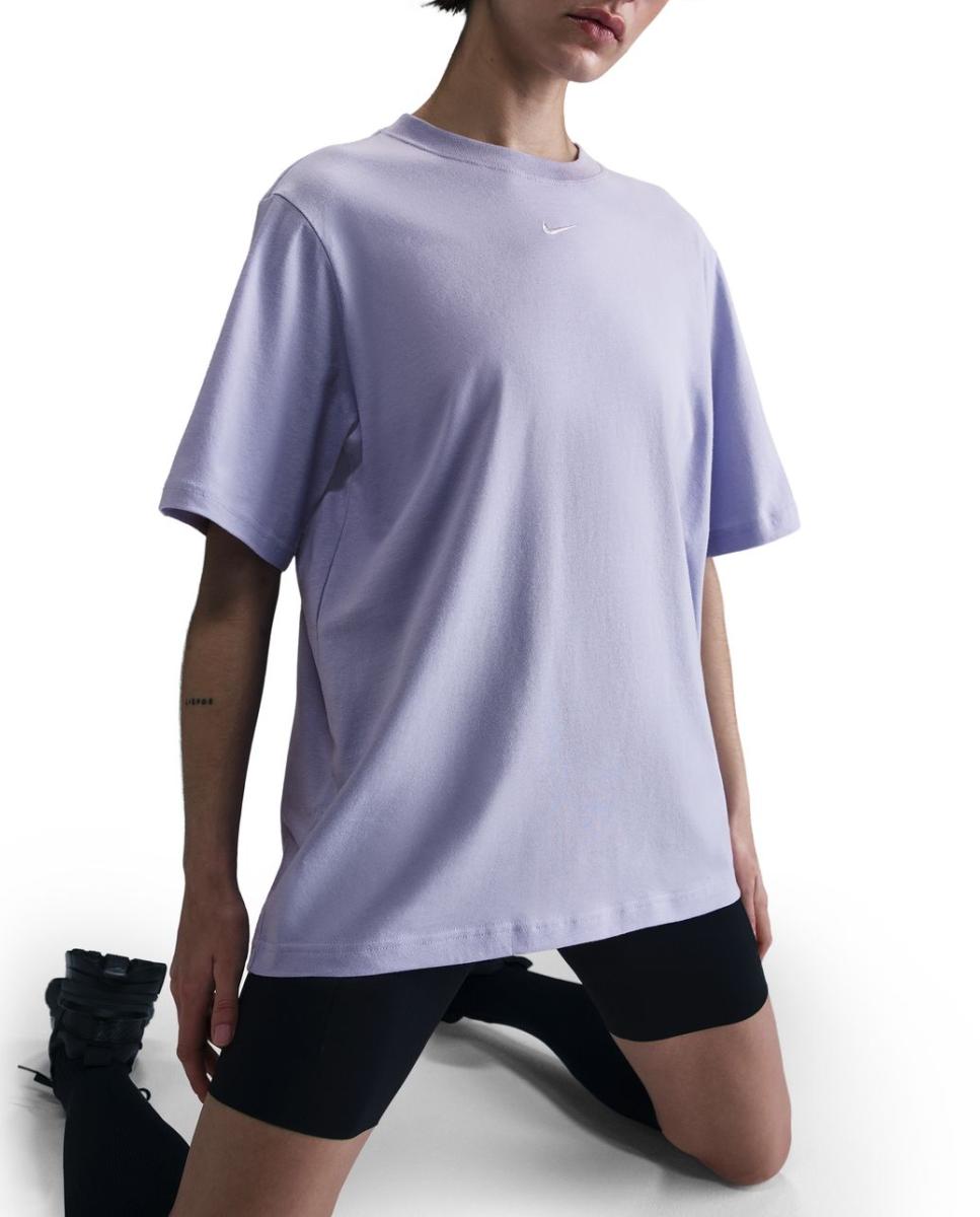 Imagen 0 de Camiseta de mujer W Nsw Tee Essntl Lbr Nike