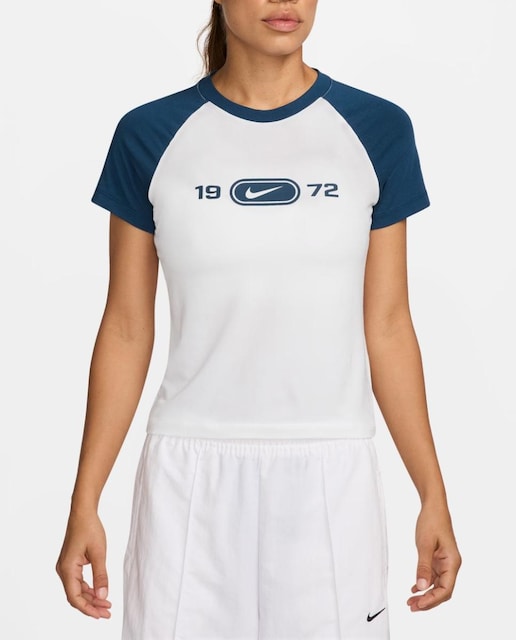 Imagen 0 de Camiseta de mujer W Nsw Nk Chll Knt Tee Rgln Nike