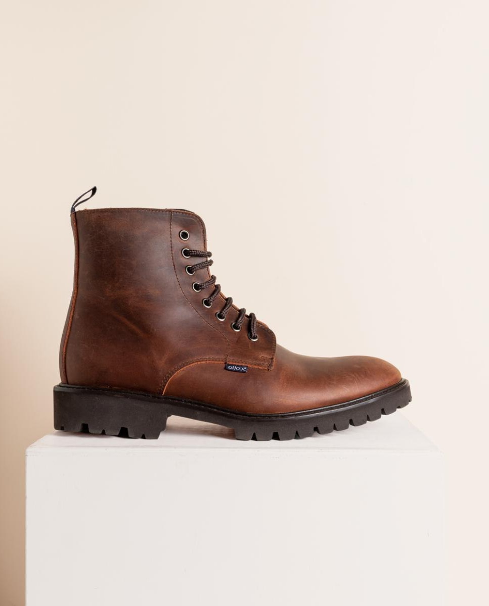 Imagen 0 de Bota explorer marron oscuro