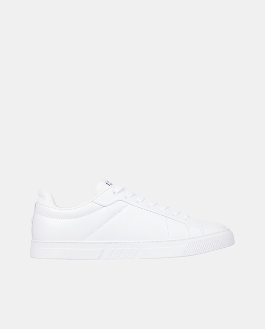 Imagen 0 de Zapatilla de piel con bandera