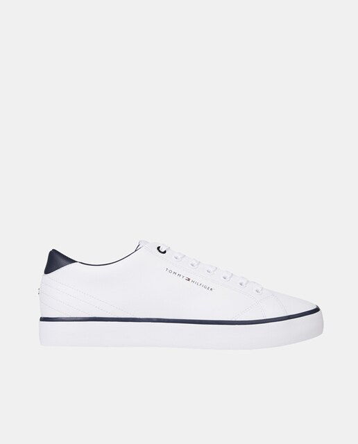 Imagen 0 de Zapatillas de hombre tipo casco bajas en piel con logotipo lateral