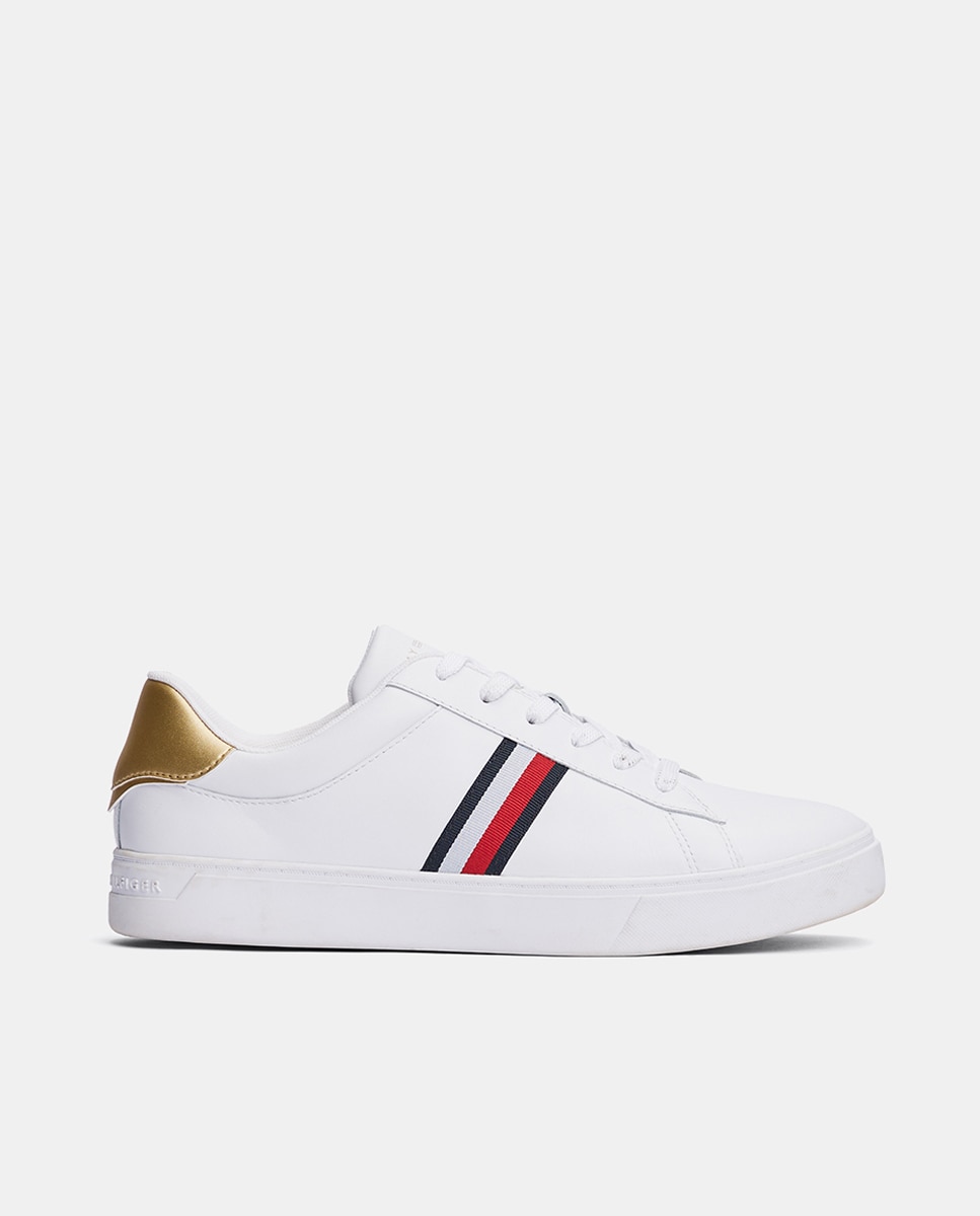 Imagen 0 de Zapatillas de mujer estilo casco con bandera lateral