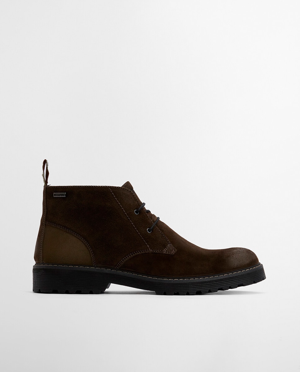 Imagen 0 de Botines de piel de hombre impermeables