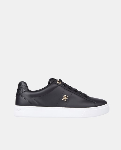 Imagen 0 de Zapatillas de mujer tipo casco bajas en piel