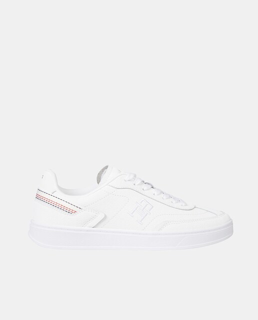 Imagen 0 de Zapatillas de mujer tipo casco bajas en piel