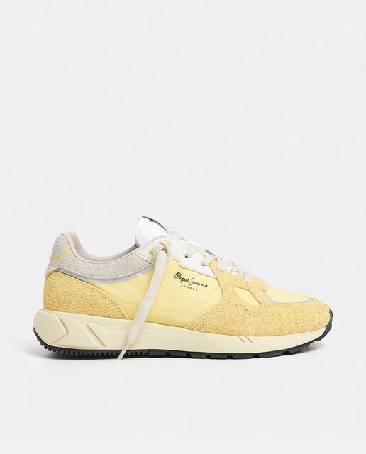 Imagen 0 de Zapatilla deportiva de mujer Marlon en color soft y acabados en serraje