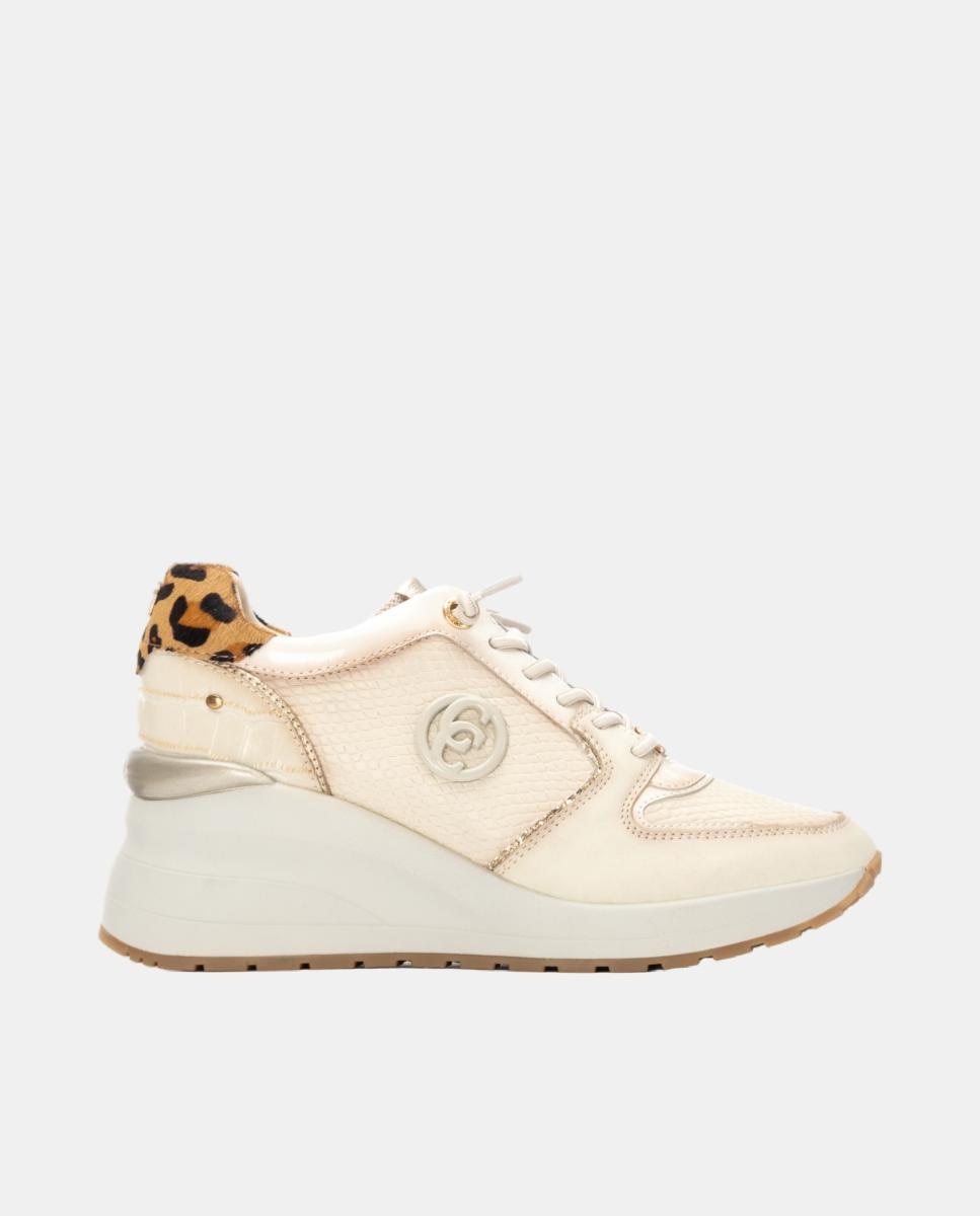 Imagen 0 de Zapato mujer casual cuña cordones