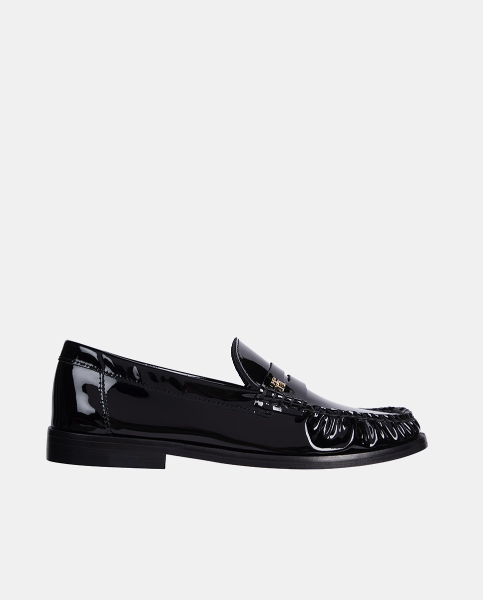 Imagen 0 de Mocasines de mujer en piel con efecto charol