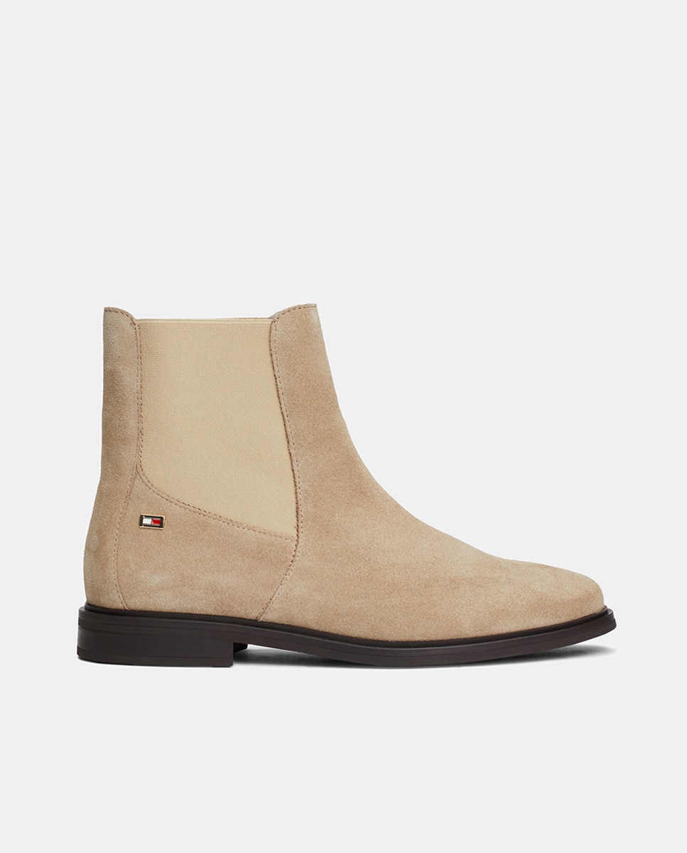 Imagen 0 de Botines Chelsea de ante con logo esmaltado de Tommy Hilfiger