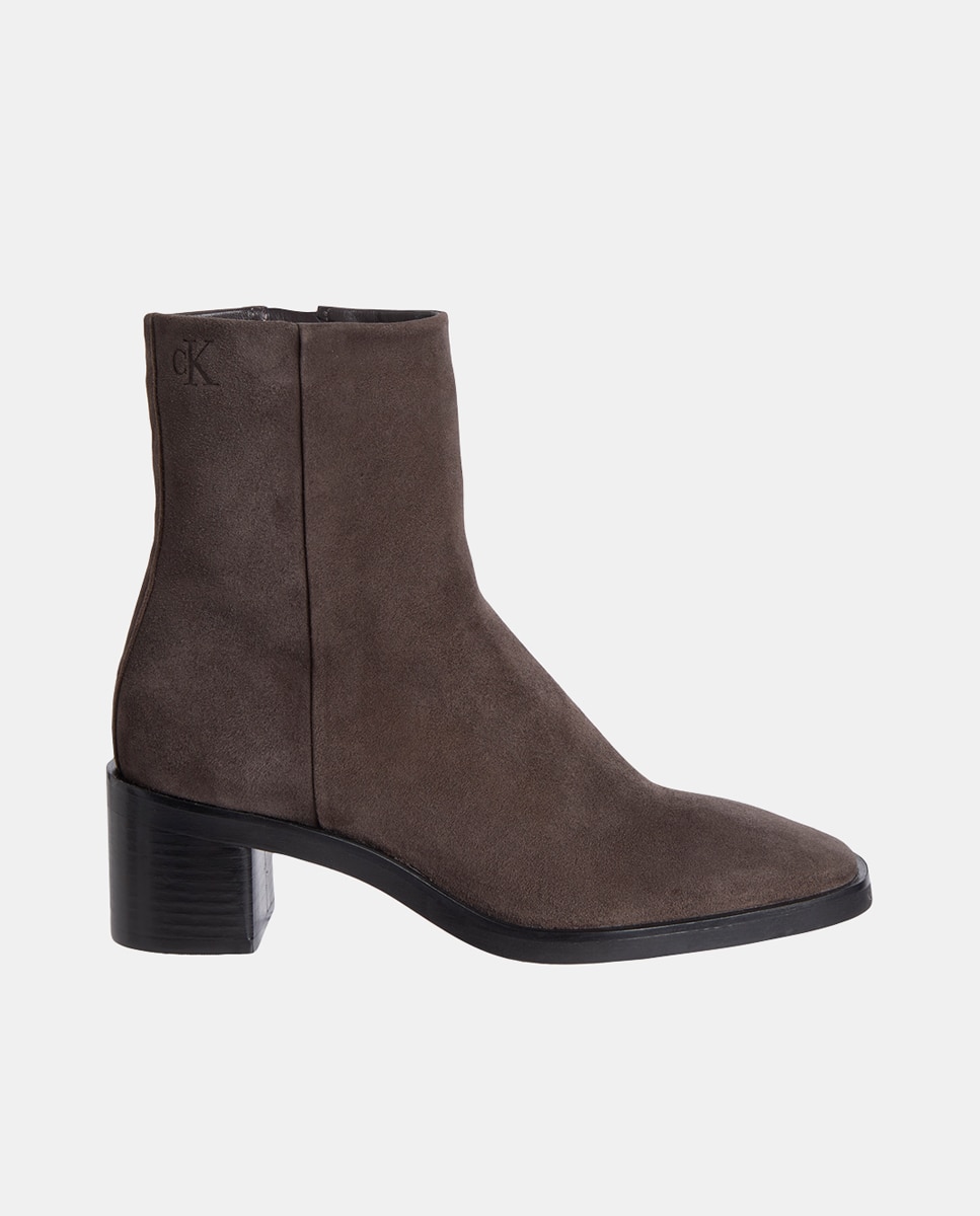 Imagen 0 de Botines de mujer en piel con tacón bloque.