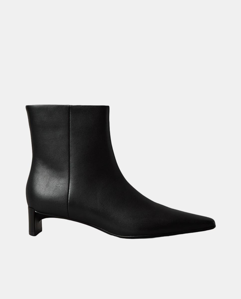 Imagen 0 de Botines de mujer en piel con tacón bajo