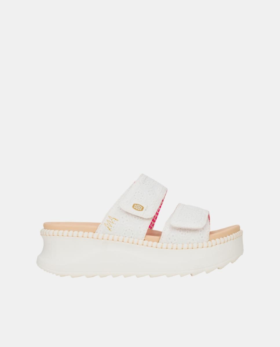 Imagen 0 de Sandalia para mujer de plataforma con hebilla ajustable, cómoda y ligera.
