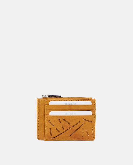 Imagen 0 de Tarjetero de piel troquelada en amarillo con monedero
