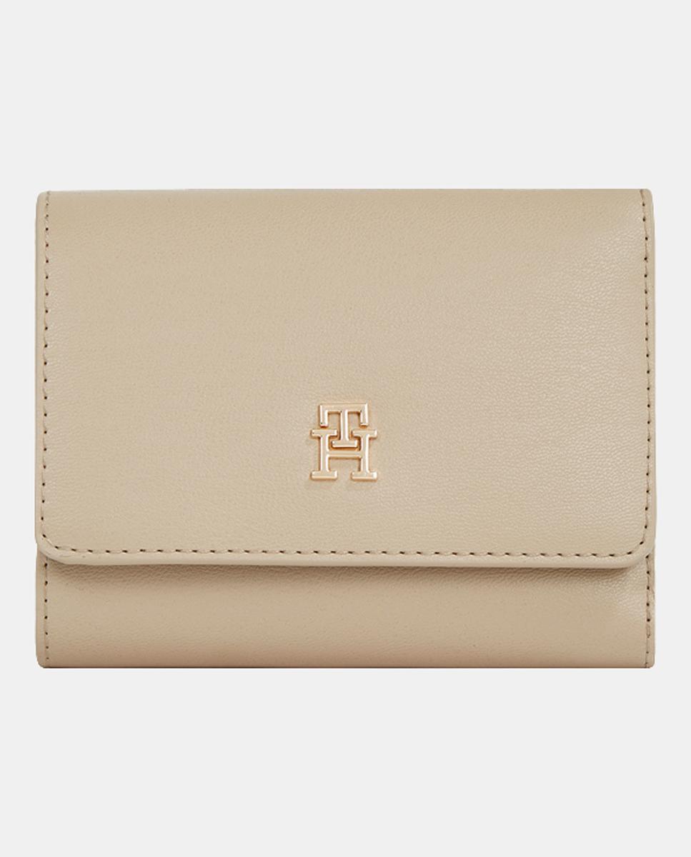 Imagen 0 de Cartera mediana en color crema con logotipo