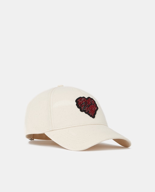 Imagen 0 de Karl lagerfeld gorra con corazon de pedrería