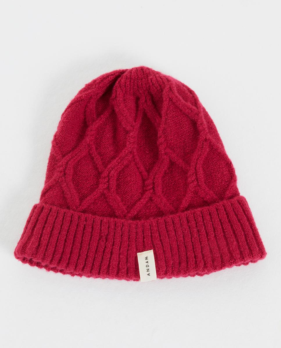 Imagen 0 de Gorro de mujer de punto con estructura trenzada