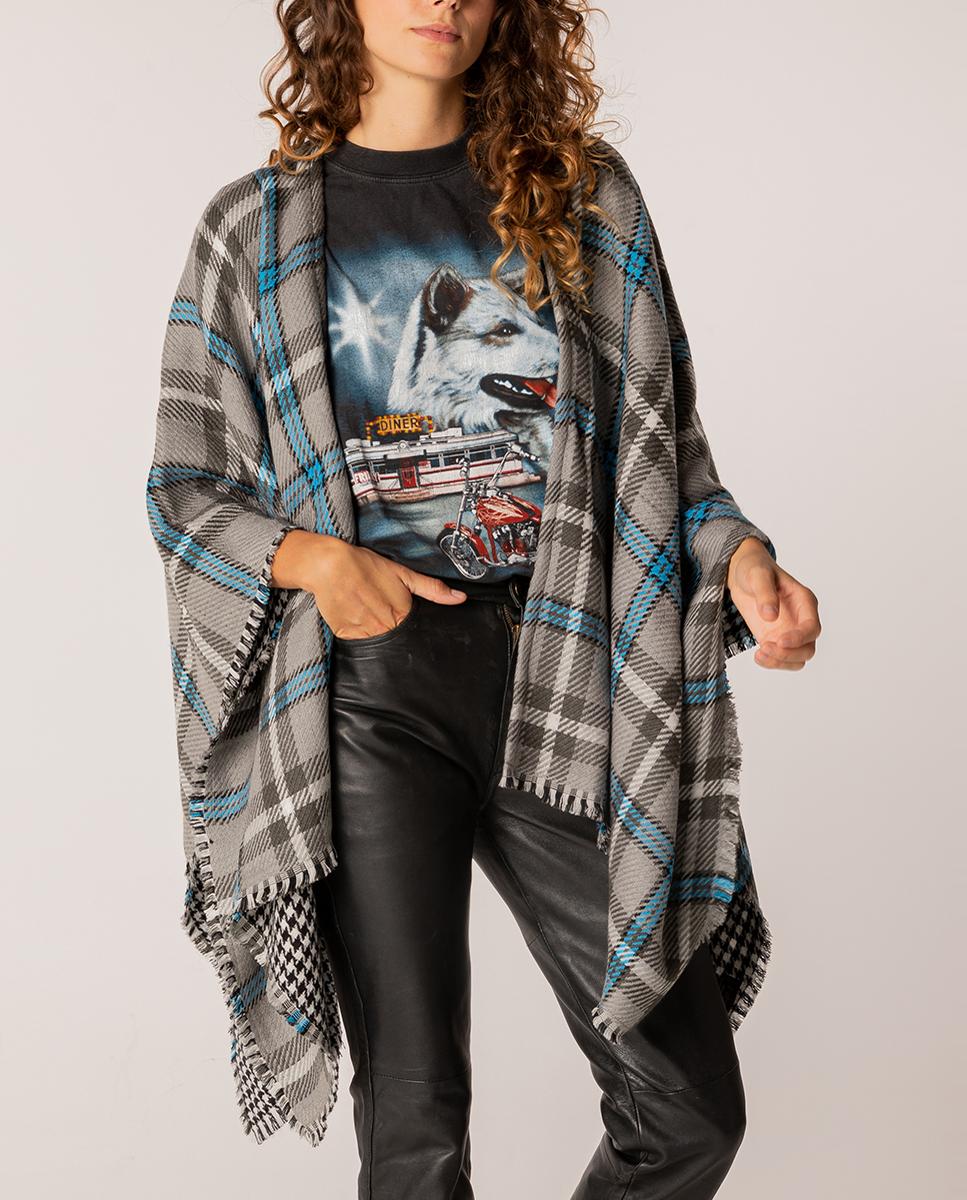 Imagen 0 de Poncho de mujer