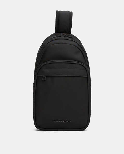 Imagen 0 de Mochila de hombre de poliéter reciclado con bolsillo exterior y asas ajustables