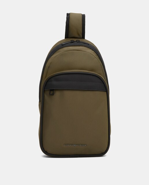 Imagen 0 de Mochila de hombre de poliéter reciclado con bolsillo exterior y asas ajustables