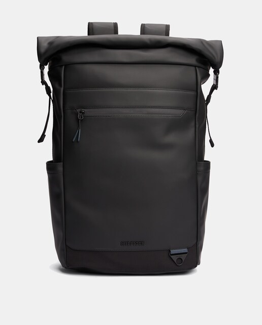 Imagen 0 de Mochila de hombre estilo rolltop en color negro