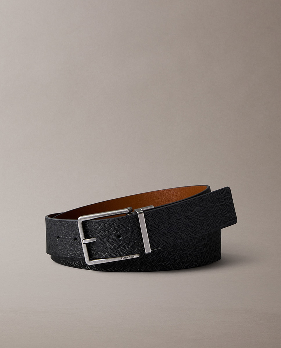 Imagen 0 de Cinturón de piel reversible de Calvin Klein de hombre.