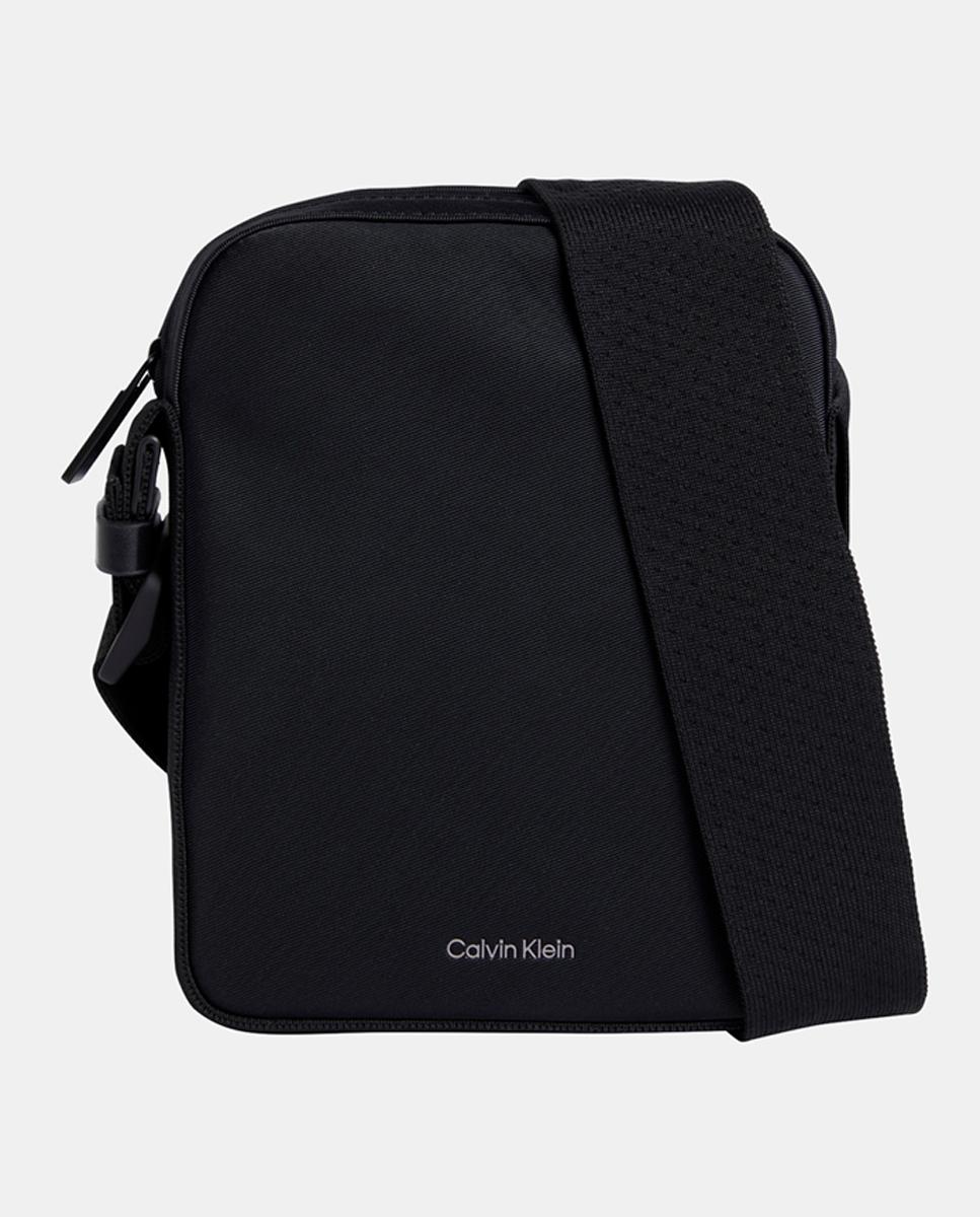 Imagen 0 de Bolso bandolera de nailón de hombre con logo Calvin Klein de hombre .