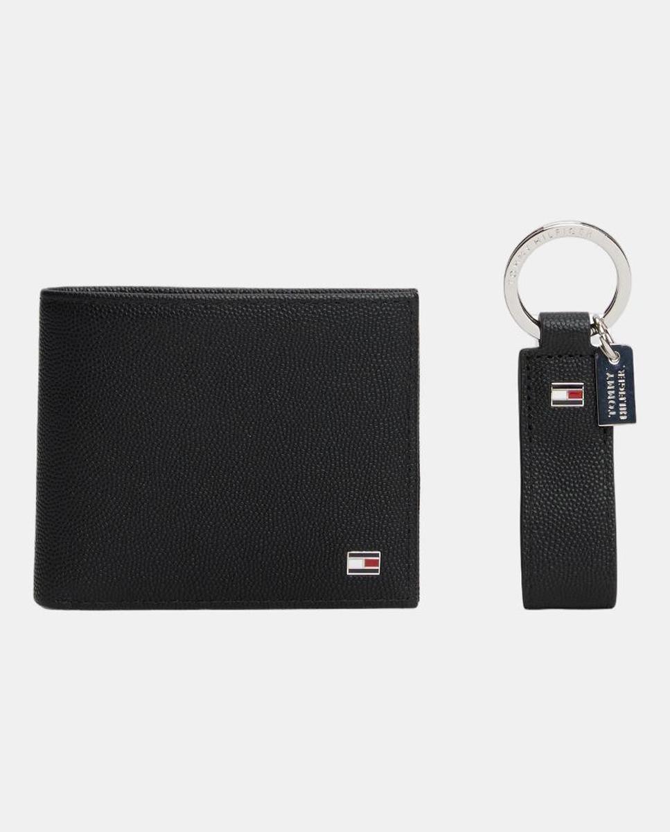 Imagen 0 de Pack de regalo cartera y llavero de hombre en piel con detalle corporativo