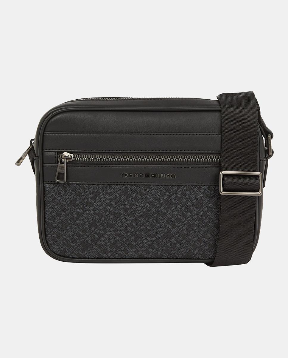 Imagen 0 de Bandolera estilo reporter de hombre en ecopiel y diseño monogram