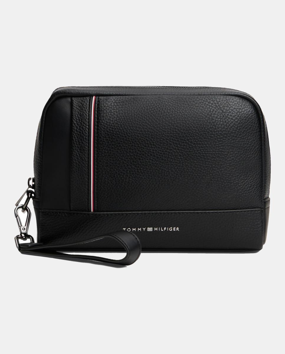 Imagen 0 de Neceser negro con textura y bandera de Tommy Hilfiger