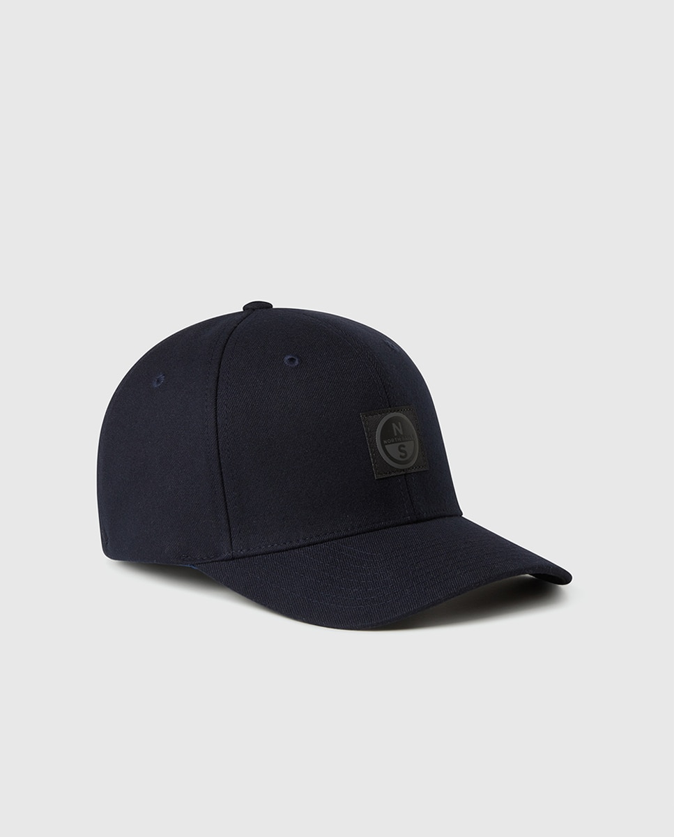 Imagen 0 de Gorra ajustada Flexfit® en tejido efecto lana con logos frontales y traseros.