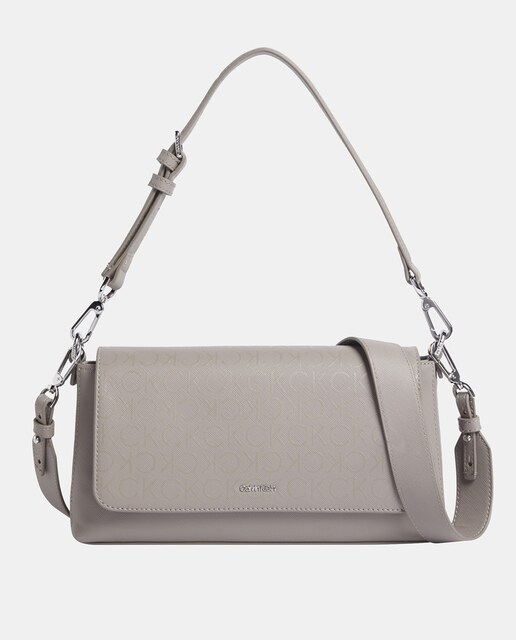 Imagen 0 de Bolso con estampado monogram y logo matálico en el frontal