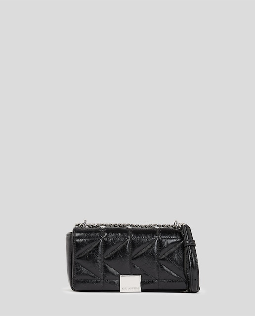 Imagen 0 de Bolso bandolera de mujer confeccionado en suntuosa y suave piel de napa con un diseño acolchado