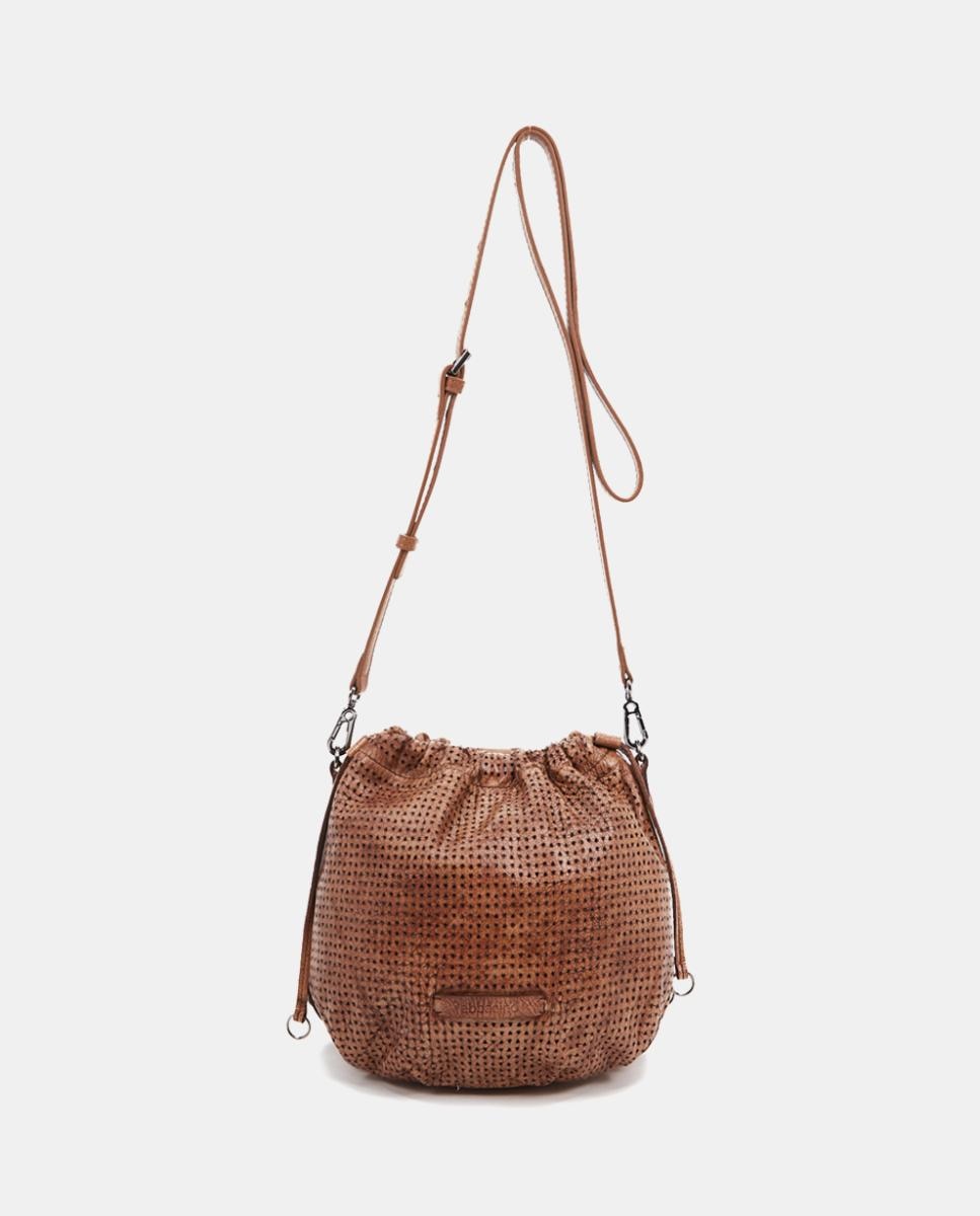 Imagen 0 de Bandolera tipo saco de piel troquelada en cognac