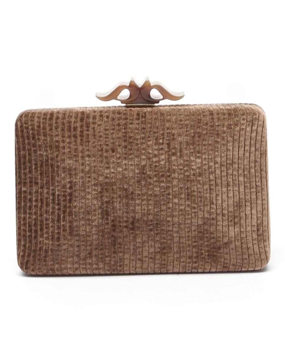 Imagen 0 de Clutch Freedom en terciopelo bronce