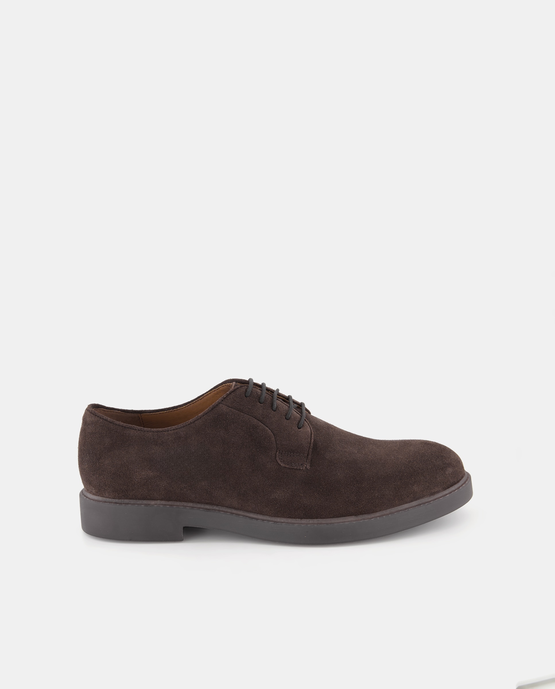 Imagen 0 de Blucher en ante, piso de goma